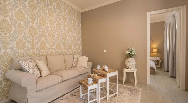 Chryssa Villa - Sun - Splashed Romantic