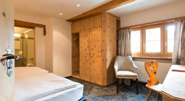 Номер Standard Hotel Chesa Rosatsch - Home of Food
