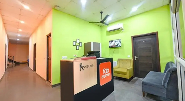 FabHotel Royal Discovery, Κράτηση Ξενοδοχείο Νέο Δελχί Delhi NCR