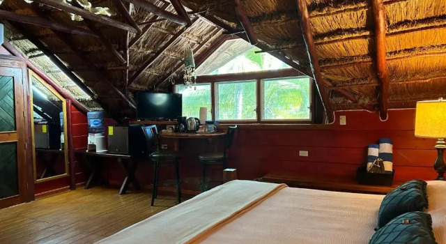 Бунгало The Diving Lodge Downtown