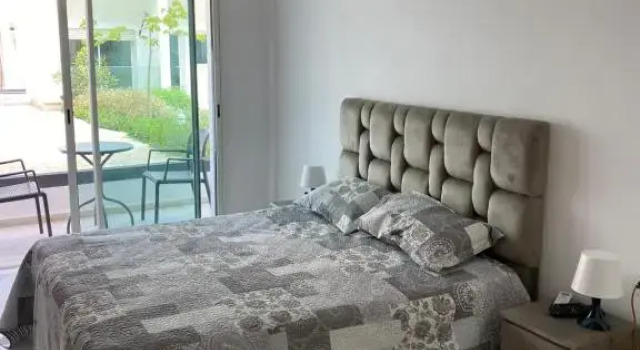 Lovely 4-Bedroom Condo with Pool