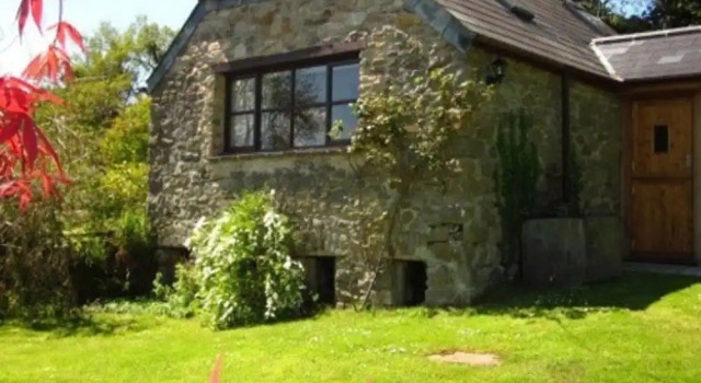 Sandhill Tamar Orchard Barn
