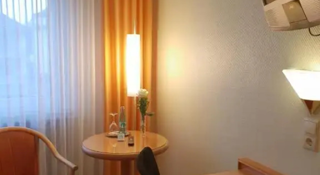 Номер Standard Hotel Hessischer Hof