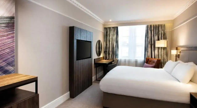 Двухместный номер для гостей с ограниченными возможностями Hilton Edinburgh Carlton