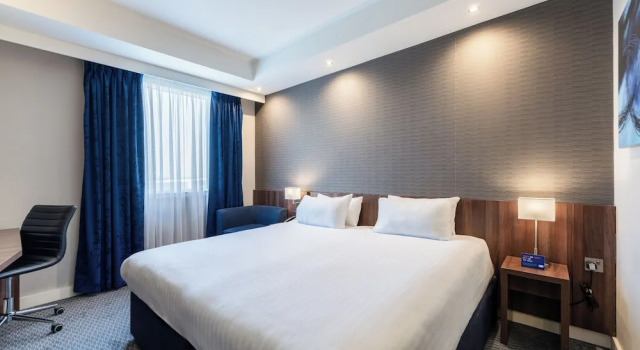 Номер Standard Holiday Inn Express Aberdeen Airport by IHG