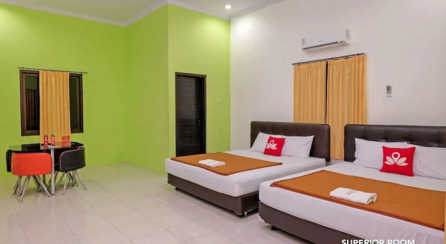 ZEN Rooms B Walk Batu