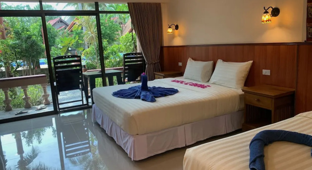 Семейный номер Deluxe с балконом Laguna Beach Club Resort