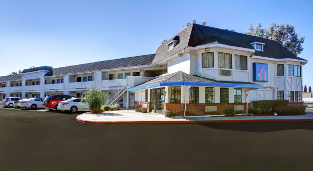 Motel 6-Fremont, CA - North, Забронировать Мотель Хейуорд Область залива Сан-Франциско