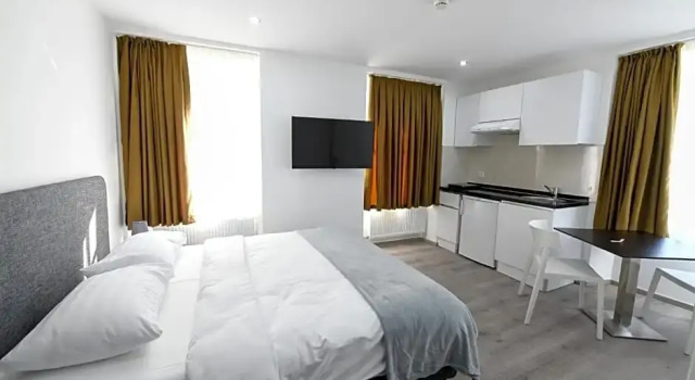 Студия Comfort Hotel de France