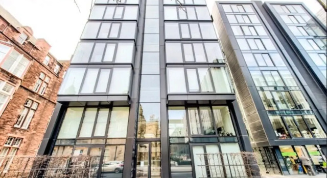 Luxury Quartermile Apart, Забронировать Отель Эдинбург Midlothian, рядом с Национальный музей Шотландии