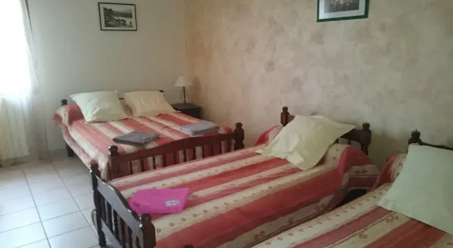 Le Relais des Faïsses, Забронировать Отель Ла-Вакри-э-Сен-Мартен-де-Кастрий Hérault