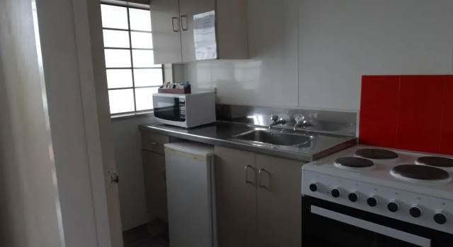 Студия Standard Ambassador Motel
