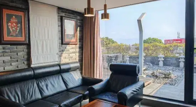 Superior Suite Dali Lridescent Clouds Hotel