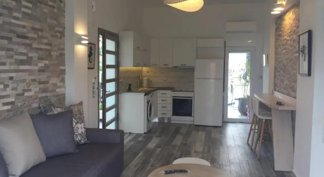 Апартаменты с 3 комнатами Litsa Apartments