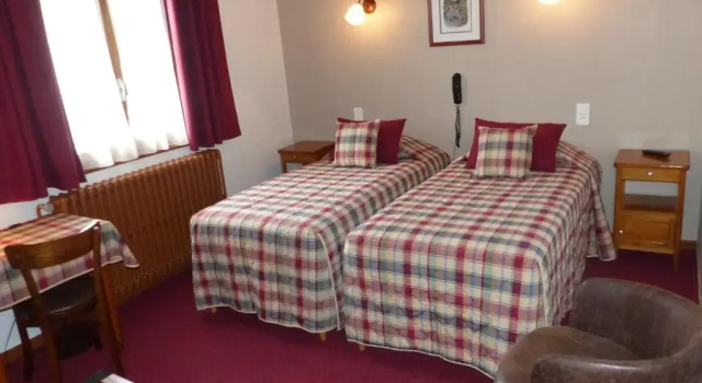 Двухместный номер Economy Hôtel Bellachat