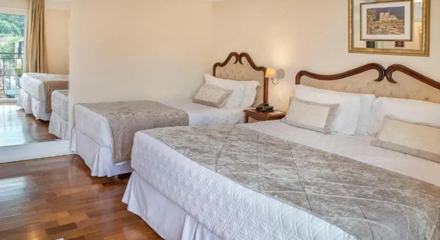 Трёхместный номер Premium Hotel Estoril