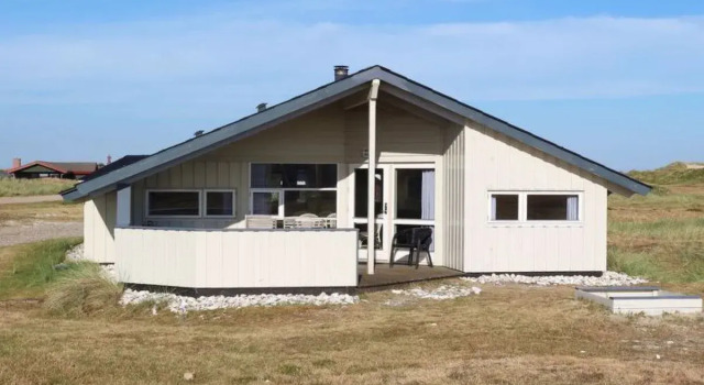 "Lilia" - 200m from the sea in Western Jutland, Book Hotel Hotels in Fano with Parking, Parking