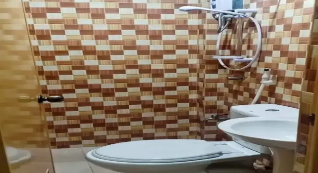 Tahanan Ni Kuya Juan, Prenota Hotel Santa Monica Palawan