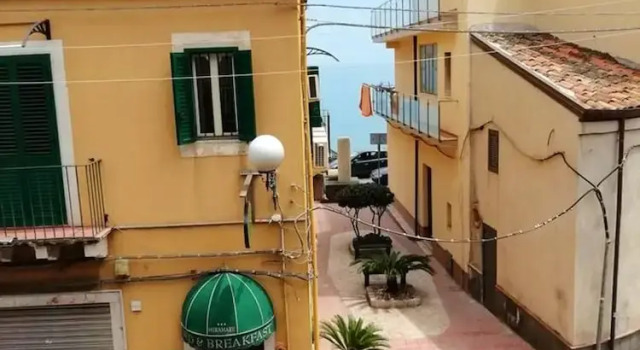 Apartment with One Bedroom in Giardini Naxos, with Wonderful Sea View, Balcony And Wifi - 50 M From the Beach, Book Apartment Hotels in Sicily with Parking, Parking