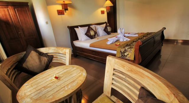 Двухместный номер Standard с балконом и с видом на сад Bens Homestay