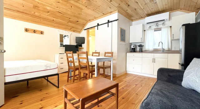 Коттедж Economy Bobcaygeon Resort