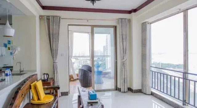 Люкс Deluxe Beautiful Beach Holiday Hotel