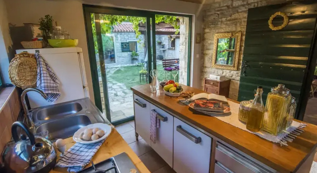 Коттедж Holiday Home Near Adriatic Sea and Krka Falls