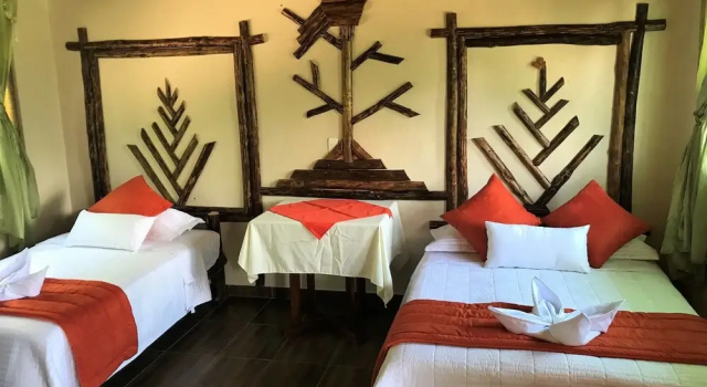 Четырёхместный номер Superior c 1 комнатой Suchipakari Jungle Lodge