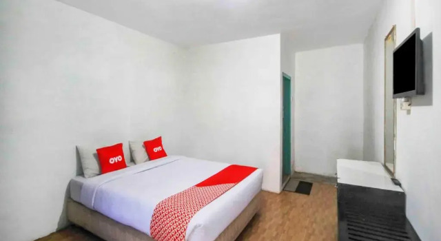 Номер Standard OYO 2322 Dien Karona Hotel