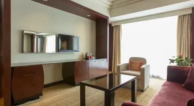 Люкс Superior Ramada Plaza Lianyungang