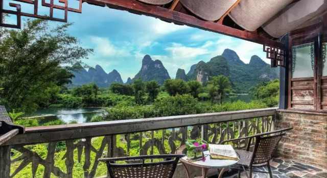 Семейный номер Standard с балконом и с видом на реку Yangshuo Mountain Retreat