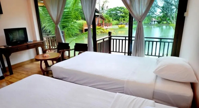 Семейный номер Standard с балконом The Grand Jamjuree Resort Lamphun