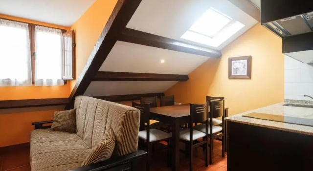Apartamentos de Herminia, Book Lejlighed Hoteller i Verdicio med parkering, Parkering
