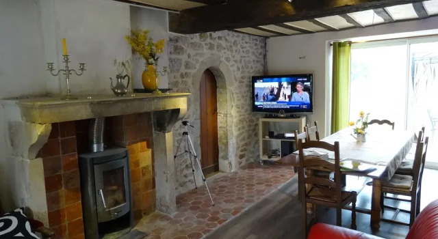Datcha Bourguignonne, Boek Hotel Hotels in Franche-Comte met ontbijt, Ontbijt