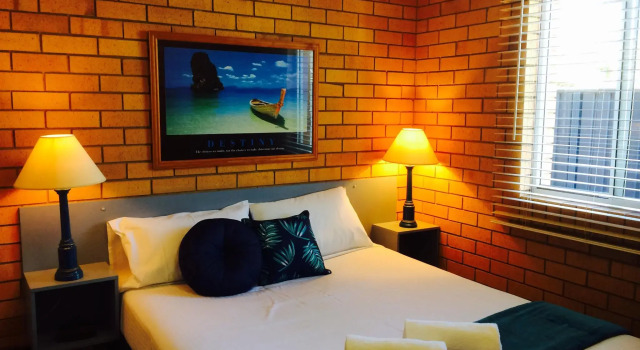 Двухместный люкс Deluxe Bosuns Inn Motel