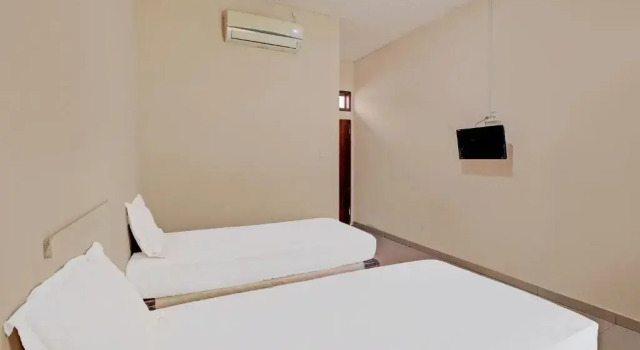 OYO 92017 Sari Agung Hotel, Varaa Hotelli Kuta Selatan Badung