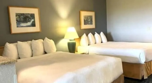 Четырёхместный номер Standard с видом на океан Lighthouse Suites Inn