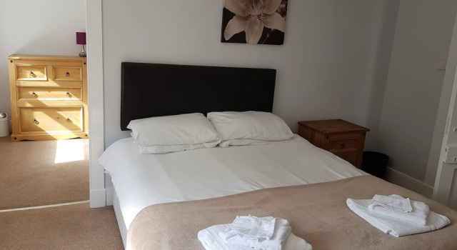 Station Hotel, Забронировать Отель Авок Black Isle