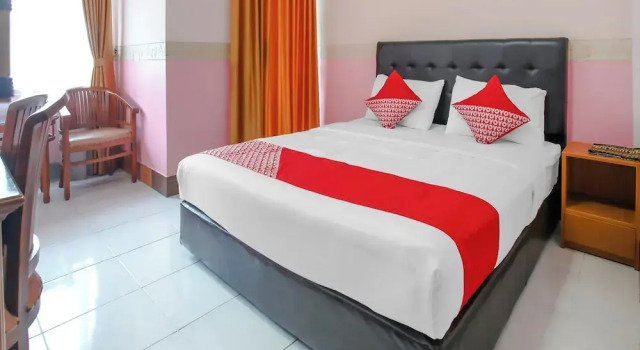 Номер Deluxe OYO Life 90091 Wisma Pakuan Syariah