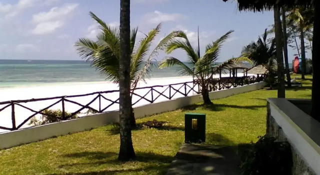 Двухместный номер Deluxe с видом на море Kilifi Bay Beach Resort