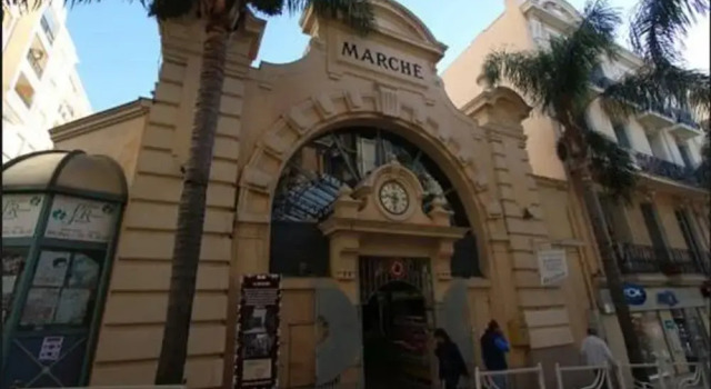 Republic Boulevard Center, Rezerwuj Hotel Beausoleil Monako