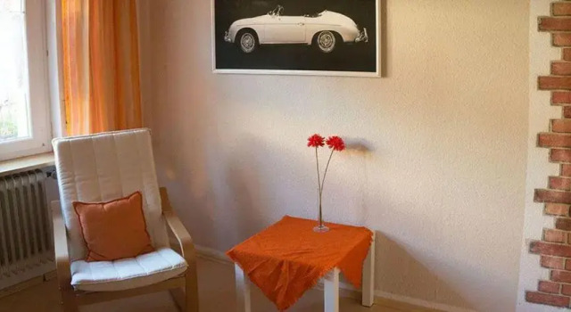 Gemuetliche-und-moderne-3-Zimmer-Ferienwohnung-mit-grosser-Terrasse-stadtnah, Réserver Appartement Au Brisgau