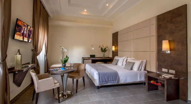 Hearth Hotel