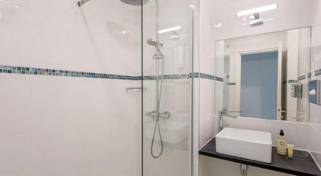Номер Economy Best Western Hôtel Royan Océan