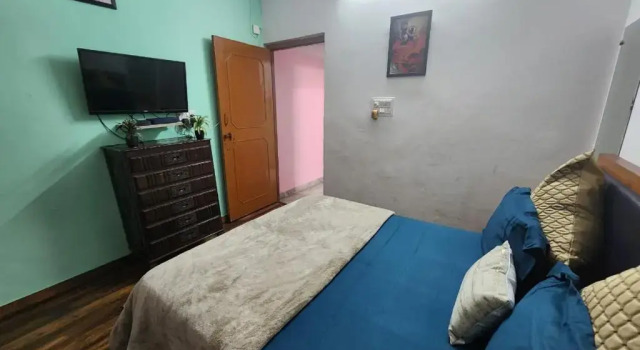 Entire Airconditioned Apartment as Value of Money, Забронировать Апартаменты/квартира Отели Нью-Дели с парковкой, Парковка