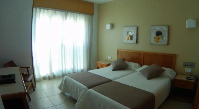 Трёхместный номер Standard Hotel Albatros