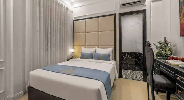 Номер Superior The Elegant Boutique - Hue