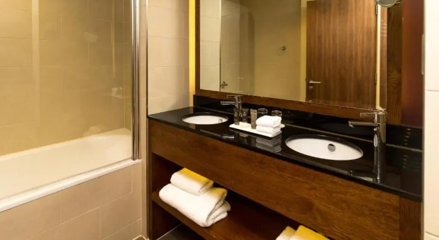 Двухместный номер Standard с видом на озеро Fairmont Cheshire The Mere (Opening July 2026)