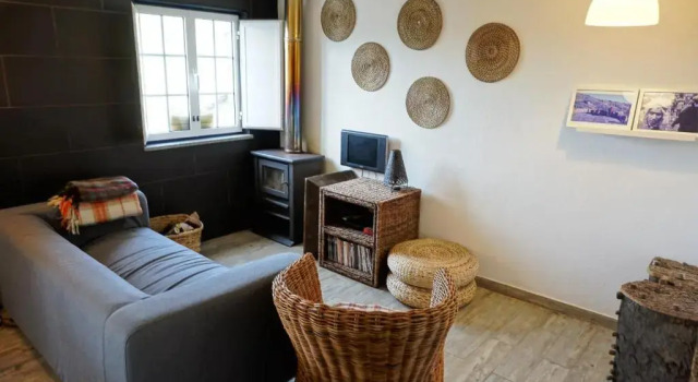 Коттедж с 4 комнатами Casa da Quelha