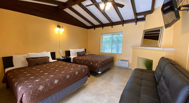 Номер Deluxe El Patio Inn - Near Universal Studios Hollywood